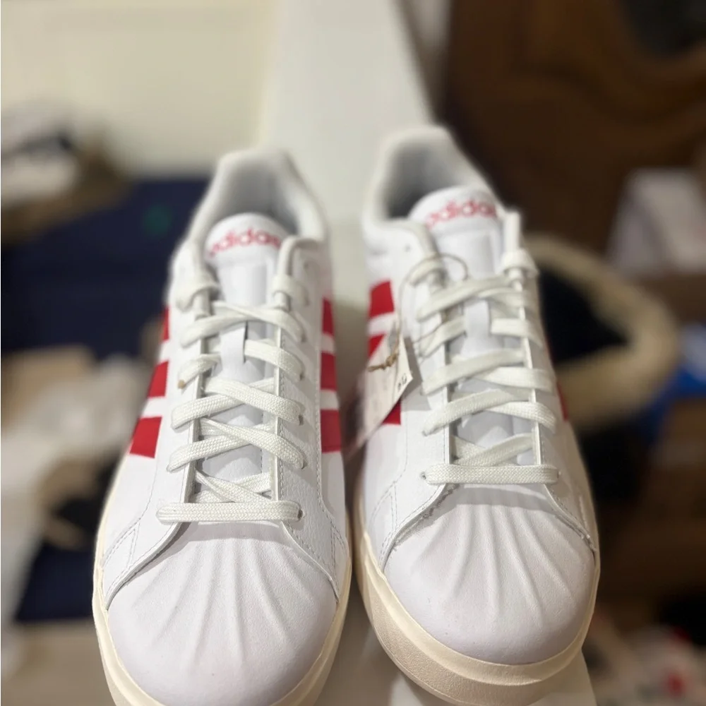 NWT Adidas Streettalk Sneakers White/Red Men’s 10.5 JP8279 - Picture 1 of 5